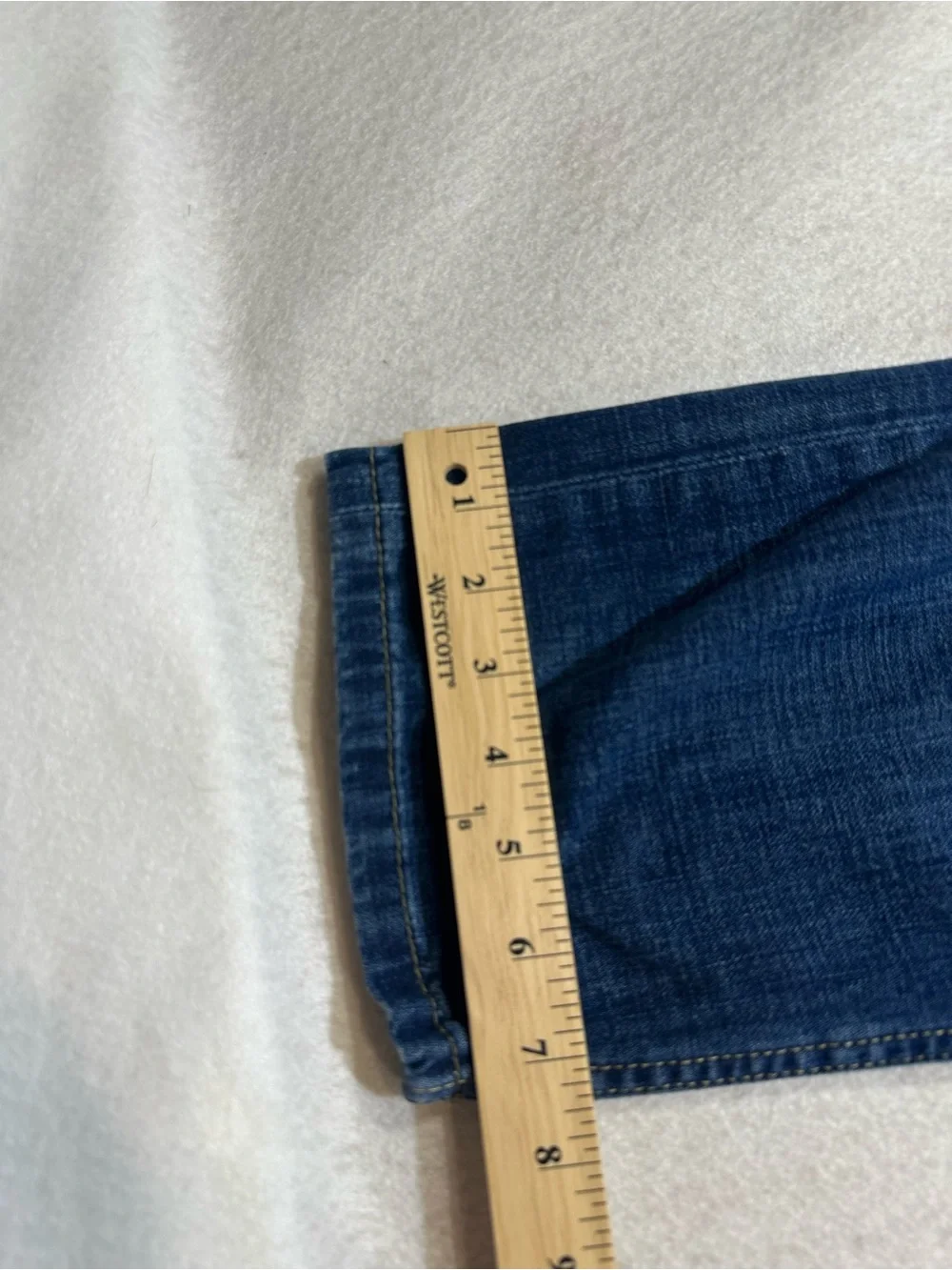 Levi's 513 Men's Straight Jeans in Blue Denim size 34/34